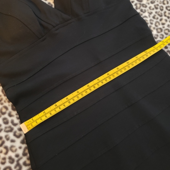 Cache Solid Black Body Con Unlined Stretchy Halter Midi Dress, Size 4, GUC - Picture 5 of 14